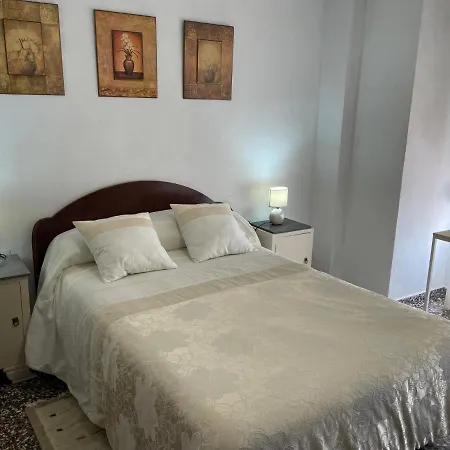 Turistico Millan Apartment Monovar