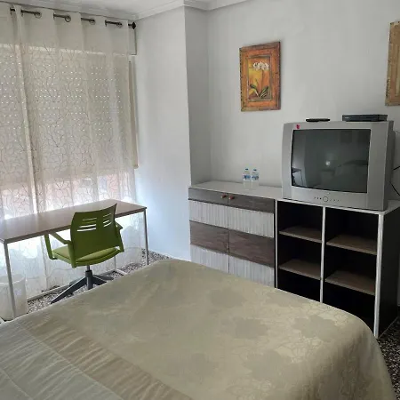 Turistico Millan Apartment Monovar