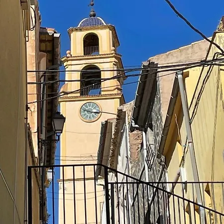 Turistico Millan Monovar